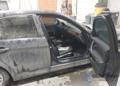 2008 BMW 328Xi z USA, uszkodzony, nr VIN WBAVC93528K037699